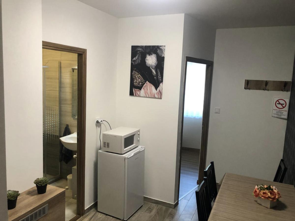 Bettina Vendeghaz Daire Kiskoros Dış mekan fotoğraf