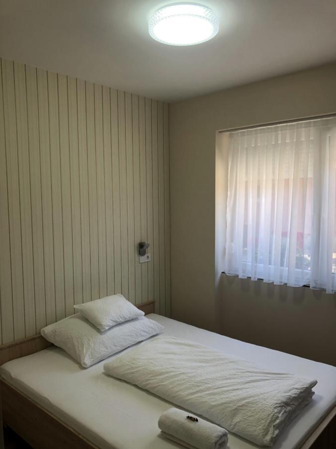 Bettina Vendeghaz Daire Kiskoros Dış mekan fotoğraf